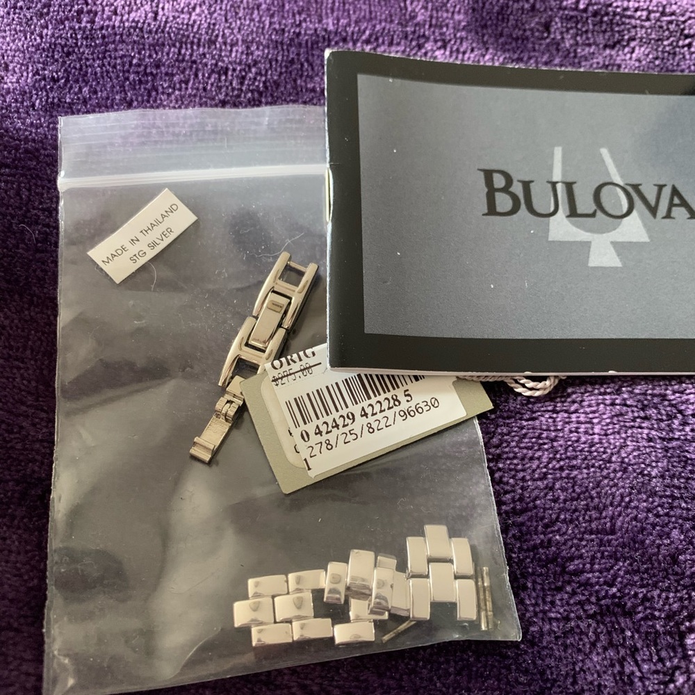 Bulova small watch - Picture 5 of 5